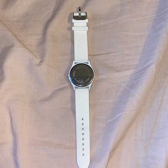 Watch - Picture 2 of 3